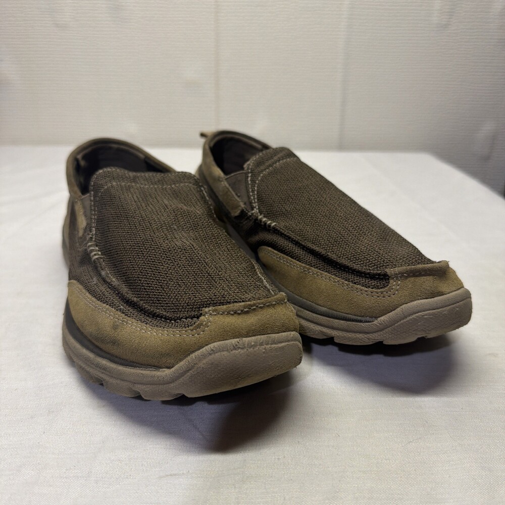Skechers Size 10.5 Relaxed Fit memory foam Loafer Slip On Mens Casual Shoes